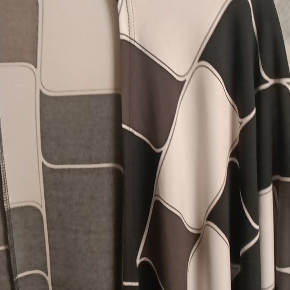 FINAL PRICE NWT CSC studio multi-colored assymetrical patterned cardigan - Picture 6 of 9